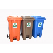 RECYCLING BINS WITH FOOT PEDAL